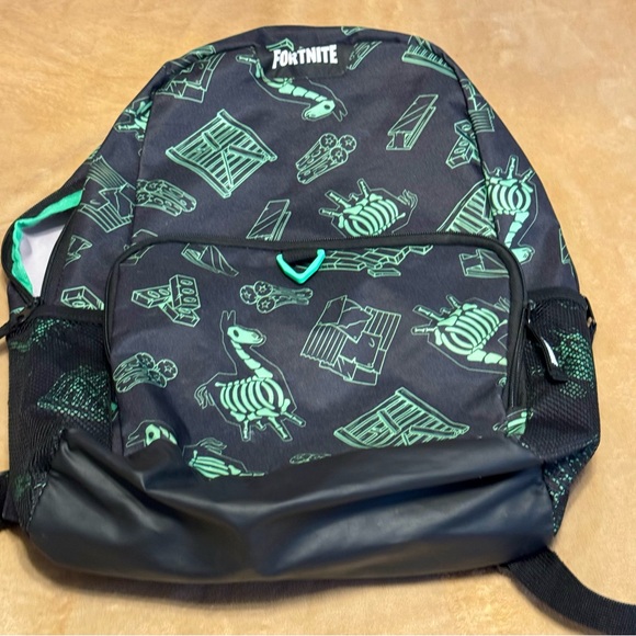 2021 Fortnite Amplify Backpack Loot Llama 18" Green and Black - Picture 6 of 9